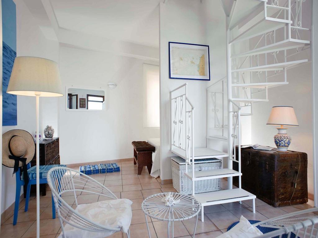 Casa Marettimo Villa Cameră foto
